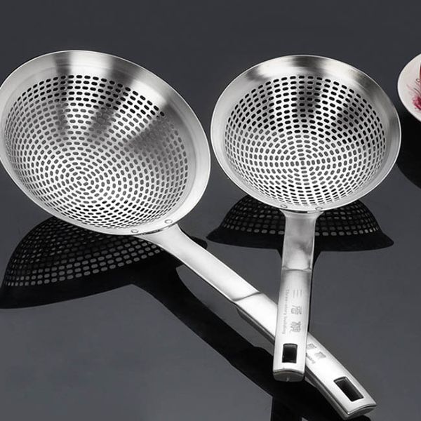 manufacturers direct 304 stainless steel strainer deepened the strainer kitchen grease separator household frying basket thickened scoop
manufacturers direct 304 stainless steel strainer deepened the strainer kitchen grease separator household frying basket thickened scoop