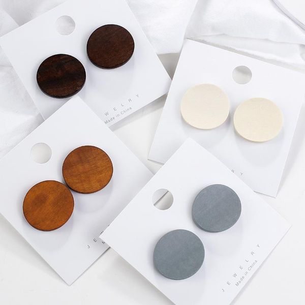 stud lifefontier vintage brown oval wooden earrings for women geometric flat wood studs fashion jewelry 2021 wholesale, Golden;silver
stud lifefontier vintage brown oval wooden earrings for women geometric flat wood studs fashion jewelry 2021 wholesale, Golden;silver