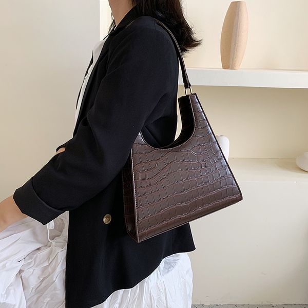 luxurys designers bags summer small for girl 2020 new style western style stone pattern shoulder bag fashion all-match crossbody underarm ba
luxurys designers bags summer small for girl 2020 new style western style stone pattern shoulder bag fashion all-match crossbody underarm ba