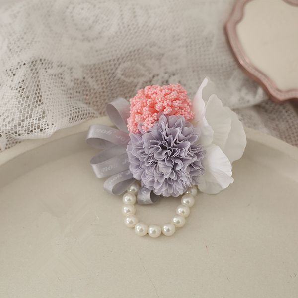 different colors 7pcs/pack corsage flower bride bridesmaid groom important guests wedding decorative flower wedding decorative
different colors 7pcs/pack corsage flower bride bridesmaid groom important guests wedding decorative flower wedding decorative