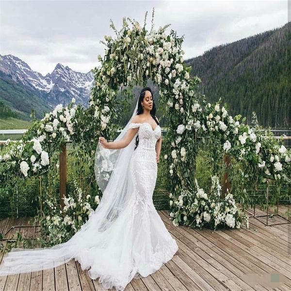 elegant off the shoulder mermaid wedding dresses lace applique embroidery sweep train custom made plus size wedding gown vestido de novia, White
elegant off the shoulder mermaid wedding dresses lace applique embroidery sweep train custom made plus size wedding gown vestido de novia, White