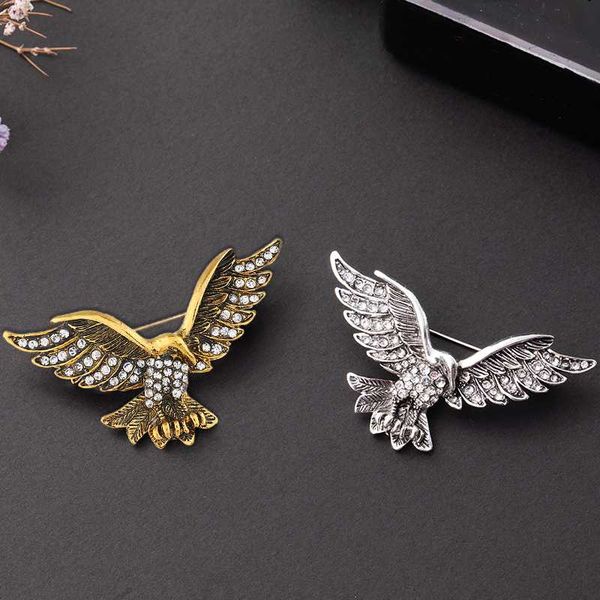 pins, brooches retro brooch charm ladies pin punk style animal eagle carving rhinestone jewelry fashion men and women gift direct sales, Gray
pins, brooches retro brooch charm ladies pin punk style animal eagle carving rhinestone jewelry fashion men and women gift direct sales, Gray