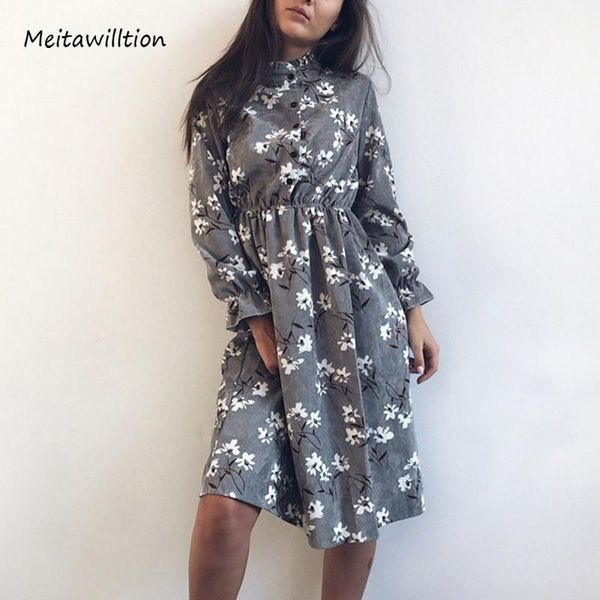 2020 autumn winter women corduroy dresses casual long sleeve high elastic waist flower print party dress female dress vestidos, Black;gray
2020 autumn winter women corduroy dresses casual long sleeve high elastic waist flower print party dress female dress vestidos, Black;gray