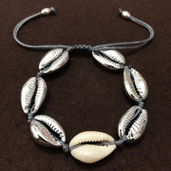 2020 new arrival alloy and nature cowries shell bracelet full weaved handmade gold color copper end beads bracelet jewelry, Black
2020 new arrival alloy and nature cowries shell bracelet full weaved handmade gold color copper end beads bracelet jewelry, Black