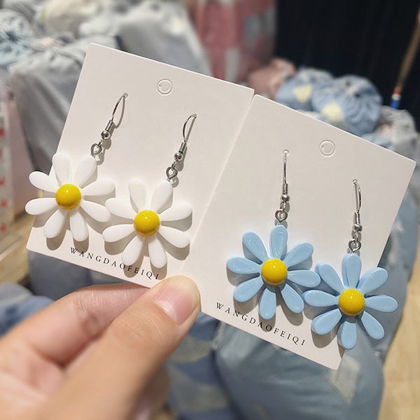 dangle & chandelier 2021 summer lovely cute blue / white acrylic daisy flower small drop earrings for women girls wedding charm jewelry gift, Silver
dangle & chandelier 2021 summer lovely cute blue / white acrylic daisy flower small drop earrings for women girls wedding charm jewelry gift, Silver