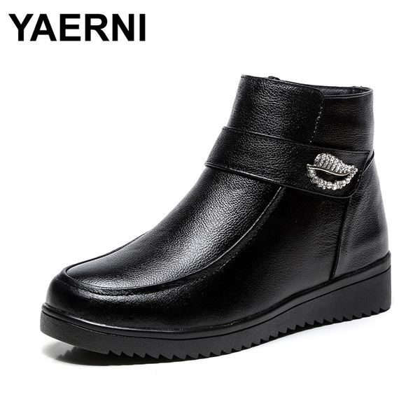 yaerni 2020 big size 35-43 women snow boots thick plush warm winter ankle boots women flat shoes genuine leather waterproof, Black
yaerni 2020 big size 35-43 women snow boots thick plush warm winter ankle boots women flat shoes genuine leather waterproof, Black