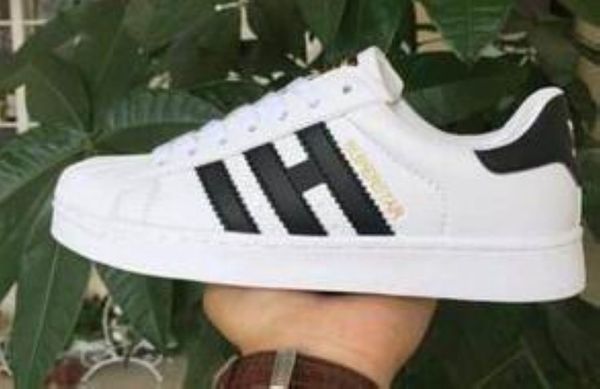 2020 brand discount prcie men women flat bottom plate direct selling business colors superstar shoes leather casual shoes couple shoes big45, Black
2020 brand discount prcie men women flat bottom plate direct selling business colors superstar shoes leather casual shoes couple shoes big45, Black