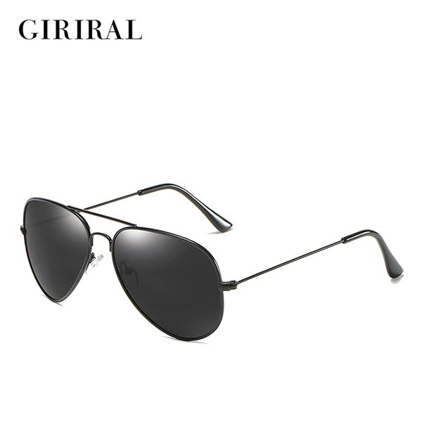 2020 men women sunglasses polarized designer fashion retro brand vintage mirror sun glasses #3025, White;black
2020 men women sunglasses polarized designer fashion retro brand vintage mirror sun glasses #3025, White;black