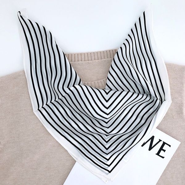 scarves fashion 2021 hijab winter brand 100% mulberry silk small square scarf female personality bandana foulard, Blue;gray
scarves fashion 2021 hijab winter brand 100% mulberry silk small square scarf female personality bandana foulard, Blue;gray