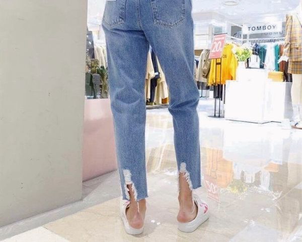 women's jeans 2021 high waist straight rotten tassel denim pants with pockets trousers female, Blue
women's jeans 2021 high waist straight rotten tassel denim pants with pockets trousers female, Blue