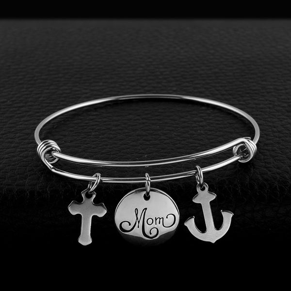 New Titanium Mummy Live Brand Bracelet DIY Slip Ring Customizable Hand Lettering Printing
New Titanium Mummy Live Brand Bracelet DIY Slip Ring Customizable Hand Lettering Printing