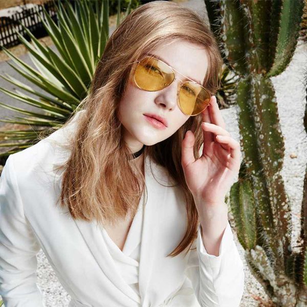 sunglasses 2021 fashion ladies pilot women men goggle gradient metal brand designer sun glasses for female mirror shades uv400, White;black
sunglasses 2021 fashion ladies pilot women men goggle gradient metal brand designer sun glasses for female mirror shades uv400, White;black