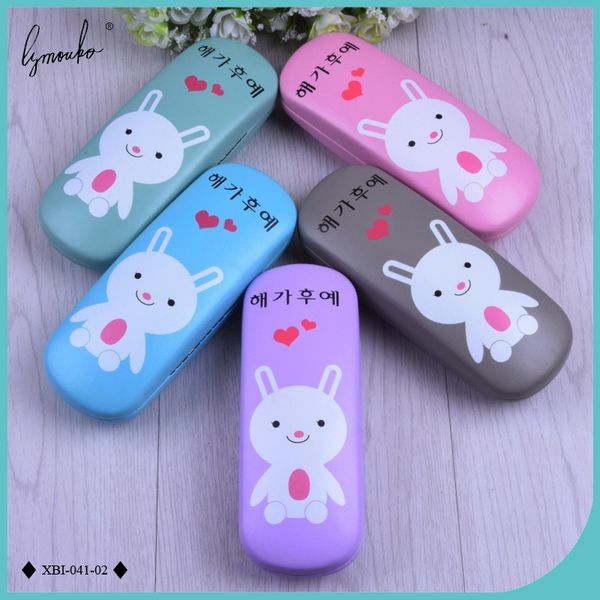 sunglasses frames lymouko design cute cartoon pu leather glasses case kit holder metal eyeglasses box for women gift, Silver
sunglasses frames lymouko design cute cartoon pu leather glasses case kit holder metal eyeglasses box for women gift, Silver