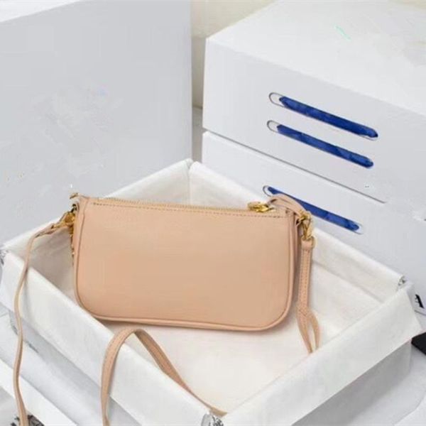 2020 women genuine leather hobo bag fashion female messenger/shoulder bags designer lady hand bags chain handbag
2020 women genuine leather hobo bag fashion female messenger/shoulder bags designer lady hand bags chain handbag