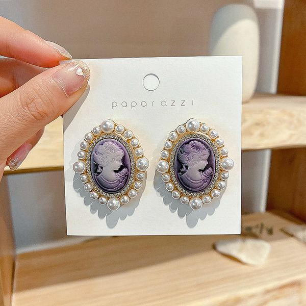 stud exaggeration purple avatar vintage imitation pearl trend earrings for women fashion jewelry accessories, Golden;silver
stud exaggeration purple avatar vintage imitation pearl trend earrings for women fashion jewelry accessories, Golden;silver