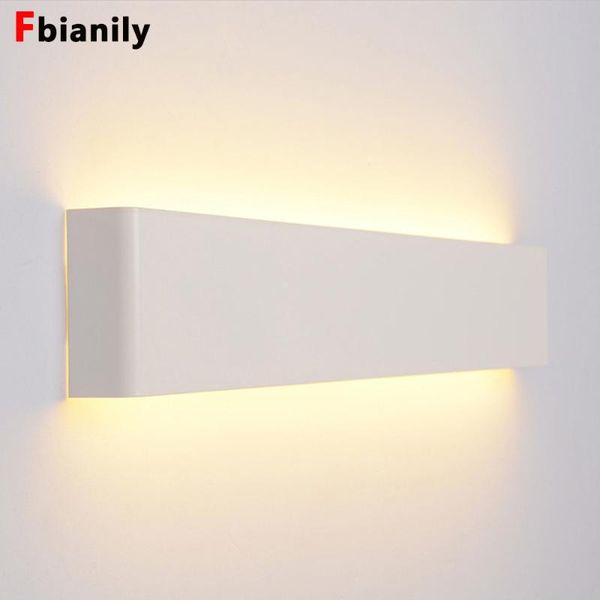 led modern minimalist aluminum lamp bedside lamp wall room bathroom mirror light direct creative aisle night light 
led modern minimalist aluminum lamp bedside lamp wall room bathroom mirror light direct creative aisle night light