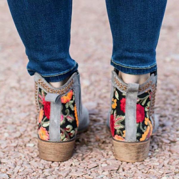 women ankle boots autumn 2020 women's embroidery woman thick heels female shoesladies elastic band fashion warm boots plus size, Black
women ankle boots autumn 2020 women's embroidery woman thick heels female shoesladies elastic band fashion warm boots plus size, Black