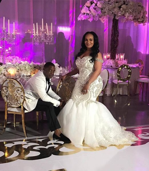 gorgeous plus size wedding dresses beaded crystal sequins mermaid off the shoulder africa bridal gown for church wedding robe de mariee, White
gorgeous plus size wedding dresses beaded crystal sequins mermaid off the shoulder africa bridal gown for church wedding robe de mariee, White