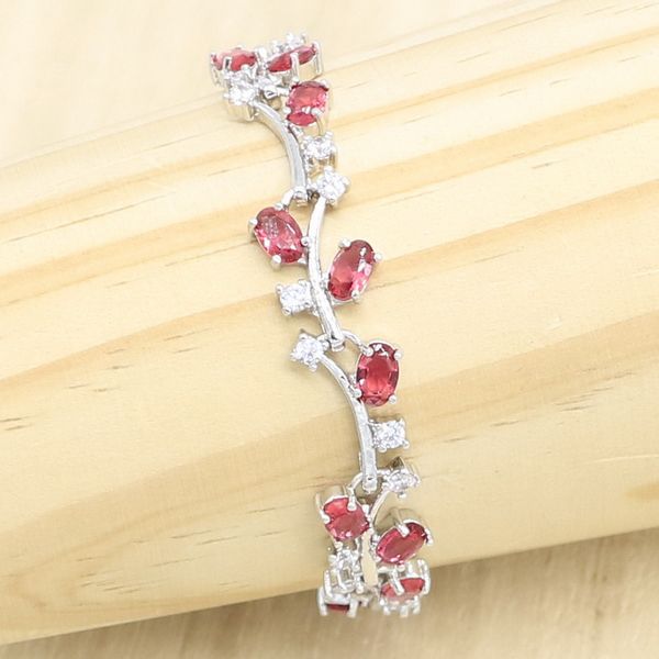 silver color bracelet for women red green semi-precious jewelry gift box, Black
silver color bracelet for women red green semi-precious jewelry gift box, Black