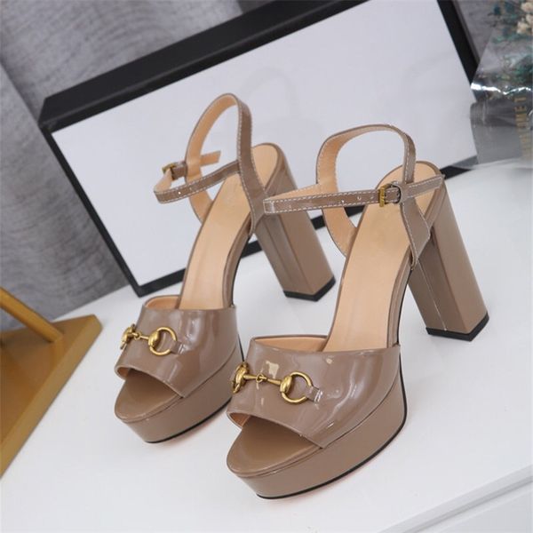 luxury designer classic sandals lady summer 2019 designer s luxury dsigner brand sandals large size elegant chunky high heels women, Black
luxury designer classic sandals lady summer 2019 designer s luxury dsigner brand sandals large size elegant chunky high heels women, Black