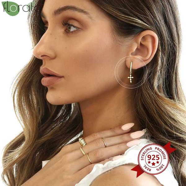 925 sterling silver cross earrings cz crystal hoop earrings for women prevent allergy girls gift fashion jewelry, Golden;silver
925 sterling silver cross earrings cz crystal hoop earrings for women prevent allergy girls gift fashion jewelry, Golden;silver