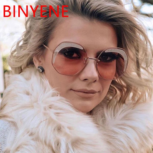 sunglasses 2021 frameless sequins women polygon uv400 oversized sun glasses vintage alloy legs, White;black
sunglasses 2021 frameless sequins women polygon uv400 oversized sun glasses vintage alloy legs, White;black