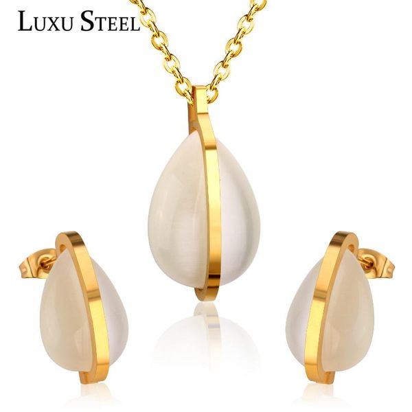 luxusteel набор aretes нержавеющей стали падение формы камень ожерелье серьги brinco свадебный комплект ювелирных изделий женский аксессуары, Silver
luxusteel набор aretes нержавеющей стали падение формы камень ожерелье серьги brinco свадебный комплект ювелирных изделий женский аксессуары, Silver