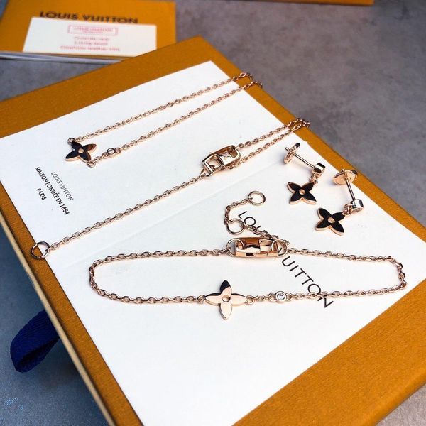 2020 fashion jewelry ladies bracelet with party dress jewelry charm gorgeous chain bracelet qngr0f65520, Black
2020 fashion jewelry ladies bracelet with party dress jewelry charm gorgeous chain bracelet qngr0f65520, Black