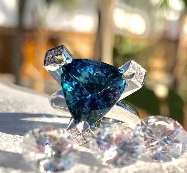 wedding rings fashion love triangle sky blue cz female ring engagement valentine's day girlfriend jewelry gift, Slivery;golden
wedding rings fashion love triangle sky blue cz female ring engagement valentine's day girlfriend jewelry gift, Slivery;golden