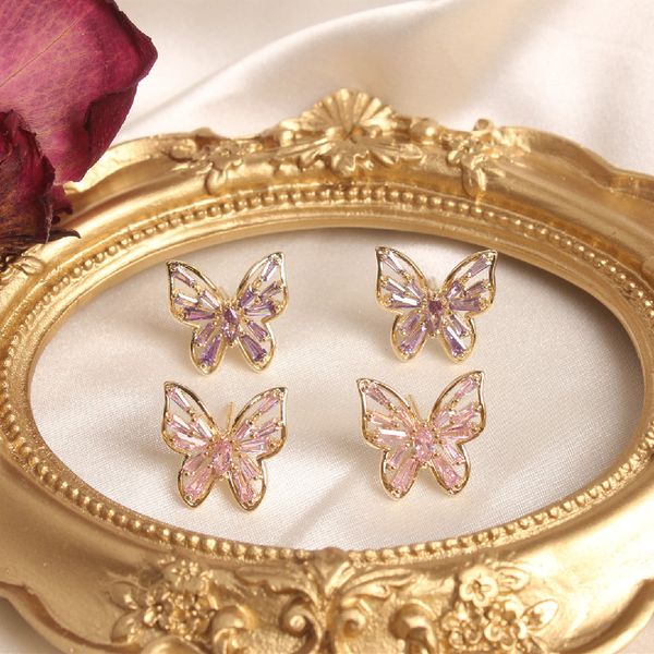 shiny side new accessories pierced butterfly stud earrings for women simple style gift elegant crystal earrings, Golden;silver
shiny side new accessories pierced butterfly stud earrings for women simple style gift elegant crystal earrings, Golden;silver