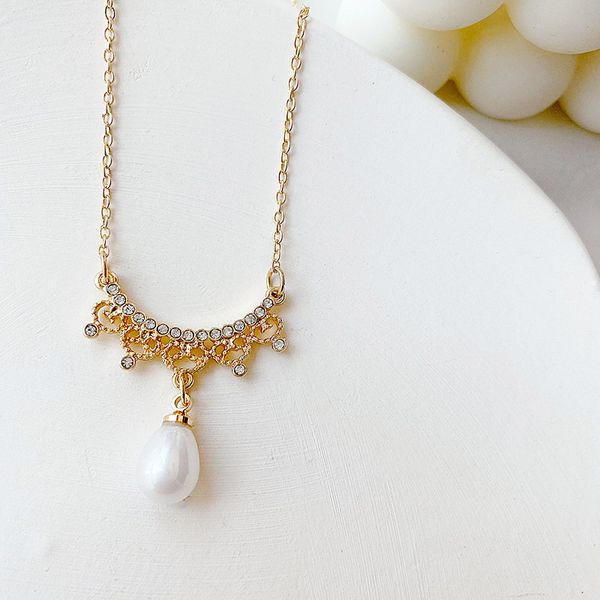 fashion pearl geometric pendant gold necklace elegant luxury women's wedding rhinestone necklace gorgeous ladies party jewelry, Silver
fashion pearl geometric pendant gold necklace elegant luxury women's wedding rhinestone necklace gorgeous ladies party jewelry, Silver