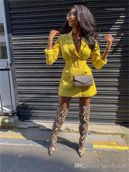 мода пальто женские дизайнерские куртки костюмы куртки сплошной цвет осени с длинными рукавами лацкане шеи поясами куртки женщин, Black;brown 
мода пальто женские дизайнерские куртки костюмы куртки сплошной цвет осени с длинными рукавами лацкане шеи поясами куртки женщин, Black;brown