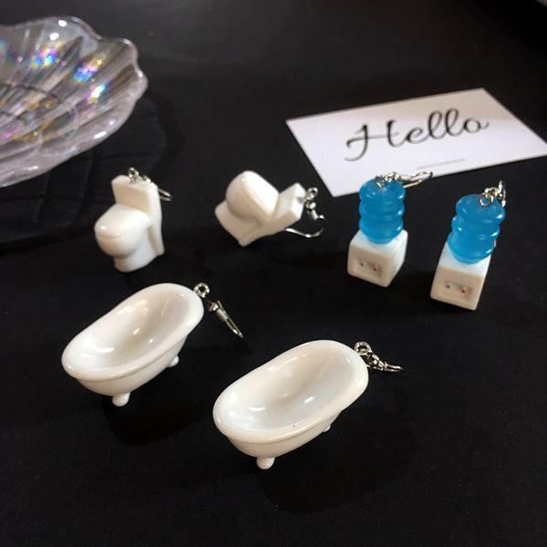 2020 exaggerated toilet bath crock tub resin dangle drop earrings for women funny water dispenser personality creative earrings, Silver
2020 exaggerated toilet bath crock tub resin dangle drop earrings for women funny water dispenser personality creative earrings, Silver