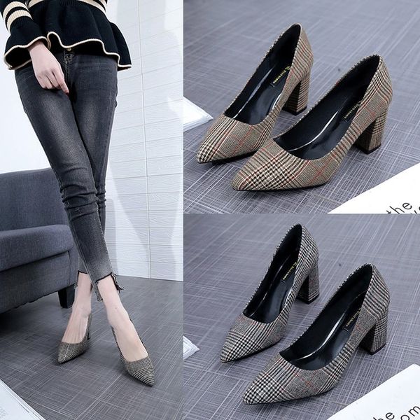 dress shoes spring 2021 thick-heeled female black work european and american shallow mouth women's pointed ultra-heeled
dress shoes spring 2021 thick-heeled female black work european and american shallow mouth women's pointed ultra-heeled