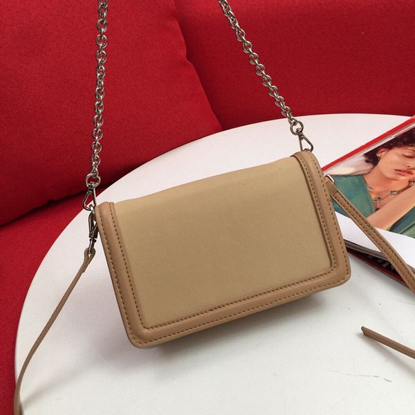 new women's classic handbags messenger bag lady mini shoulder bags small chain bags leather crossbody bag
new women's classic handbags messenger bag lady mini shoulder bags small chain bags leather crossbody bag