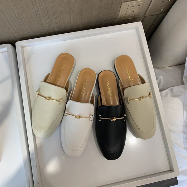 mules in women's slippers outside summer calzado mujer metal chain shoes zapatos de mujer ladies metal decoration with 2cm heels, Black
mules in women's slippers outside summer calzado mujer metal chain shoes zapatos de mujer ladies metal decoration with 2cm heels, Black