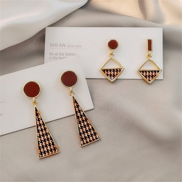 geometric circular fashion cloth art stud earrings minimalist style creative asymmetric grid earrings for women fine jewelry, Golden;silver
geometric circular fashion cloth art stud earrings minimalist style creative asymmetric grid earrings for women fine jewelry, Golden;silver