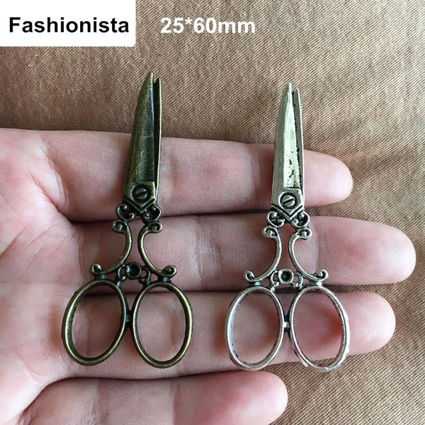 charms big scissors 25*60mm antique bronze metal finding sewing pendant zipper pulls scrapbooking bookmarks keychains, Bronze;silver
charms big scissors 25*60mm antique bronze metal finding sewing pendant zipper pulls scrapbooking bookmarks keychains, Bronze;silver