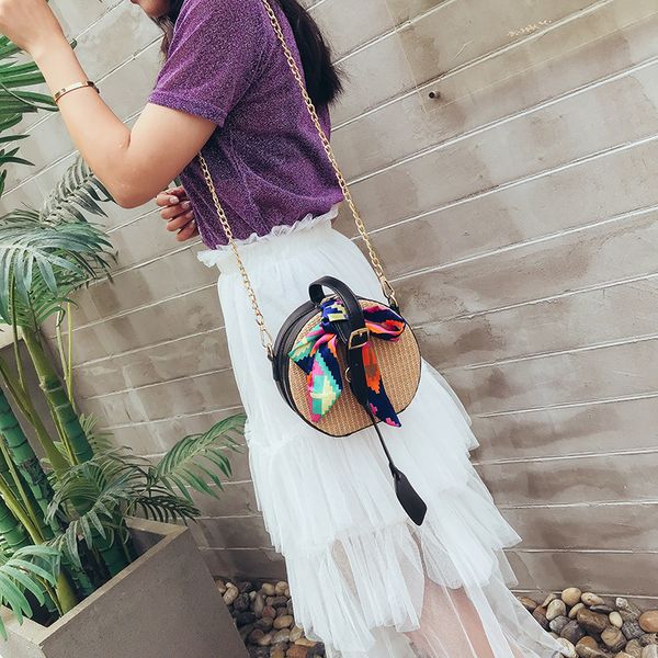 round straw+leather beach shoulder bag messenger summer bohemia rattan bag for 2019 new fashion women ribbon handbag handmadebag
round straw+leather beach shoulder bag messenger summer bohemia rattan bag for 2019 new fashion women ribbon handbag handmadebag