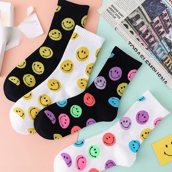 20 medium jacquard new autumn and winter women's ins trendy cotton cartoon jacquard smiley face mid-calf socks women's sports all, Black
20 medium jacquard new autumn and winter women's ins trendy cotton cartoon jacquard smiley face mid-calf socks women's sports all, Black