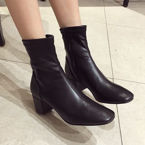 women ankle boots plus size 35-42 pu leather autumn winter boots women low heels ladies short booties for, Black
women ankle boots plus size 35-42 pu leather autumn winter boots women low heels ladies short booties for, Black