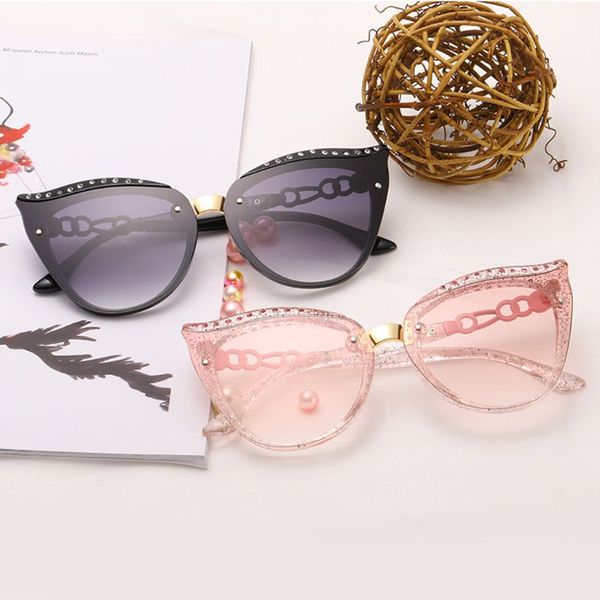 fashion women retro metal frame eyeglasses cat eyes gradient diamond spectacles eyewear versatile sunglasses 649c, White;black 
fashion women retro metal frame eyeglasses cat eyes gradient diamond spectacles eyewear versatile sunglasses 649c, White;black