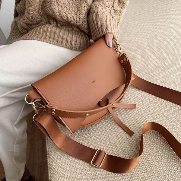 vento marea tassel crossbody bag for women 2020 wide strap shoulder bag vintage female tote leather teen girl purses and handbag
vento marea tassel crossbody bag for women 2020 wide strap shoulder bag vintage female tote leather teen girl purses and handbag