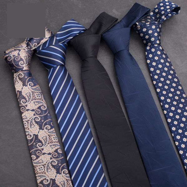 2020 designer new fashion men 6cm ties creative pattern neckties casual wedding work formal suit ties with gift box, Black;gray
2020 designer new fashion men 6cm ties creative pattern neckties casual wedding work formal suit ties with gift box, Black;gray