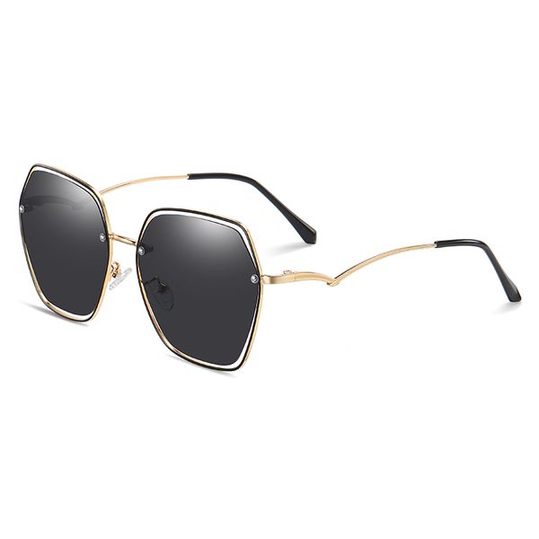 women's sunglasses polarized outdoor vintage classic men sun glasses luxury designer gradient lens female ladies uv400 2215, White;black
women's sunglasses polarized outdoor vintage classic men sun glasses luxury designer gradient lens female ladies uv400 2215, White;black