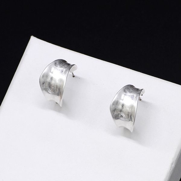 hoop & huggie fashion woman earrings classic geometric c shaped for women hypoallergenic jewellery hk115, Golden;silver
hoop & huggie fashion woman earrings classic geometric c shaped for women hypoallergenic jewellery hk115, Golden;silver