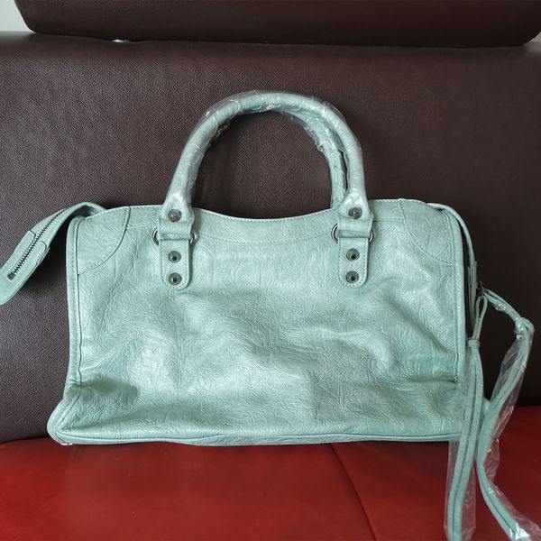 women fashion handbag luxury shoulder bag premium leather tassel crossbody bag ladies classic designer brand tote bag new 2020 t200914
women fashion handbag luxury shoulder bag premium leather tassel crossbody bag ladies classic designer brand tote bag new 2020 t200914