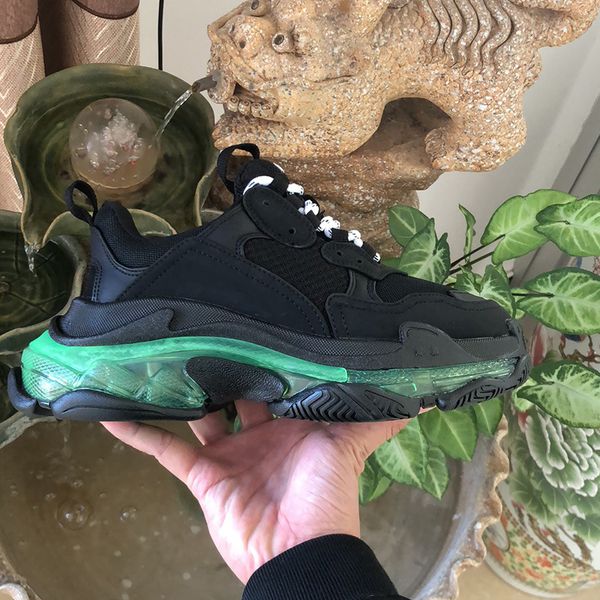 triple s mens womens designer shoe casual dad shoes vintage plate-forme fashion sneakers black 17fw glitter luxury tennis train
triple s mens womens designer shoe casual dad shoes vintage plate-forme fashion sneakers black 17fw glitter luxury tennis train