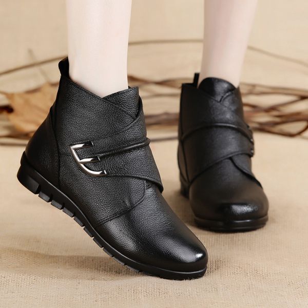 fashion ankle boots women genuine leather flats boots winter shoes woman warm non-slip black brown women 887
fashion ankle boots women genuine leather flats boots winter shoes woman warm non-slip black brown women 887