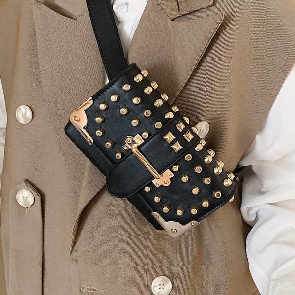 2020 new original design retro chain stud shoulder bag & simple fashion chest bag waist width 18cm height 13cm thickness 4cm
2020 new original design retro chain stud shoulder bag & simple fashion chest bag waist width 18cm height 13cm thickness 4cm